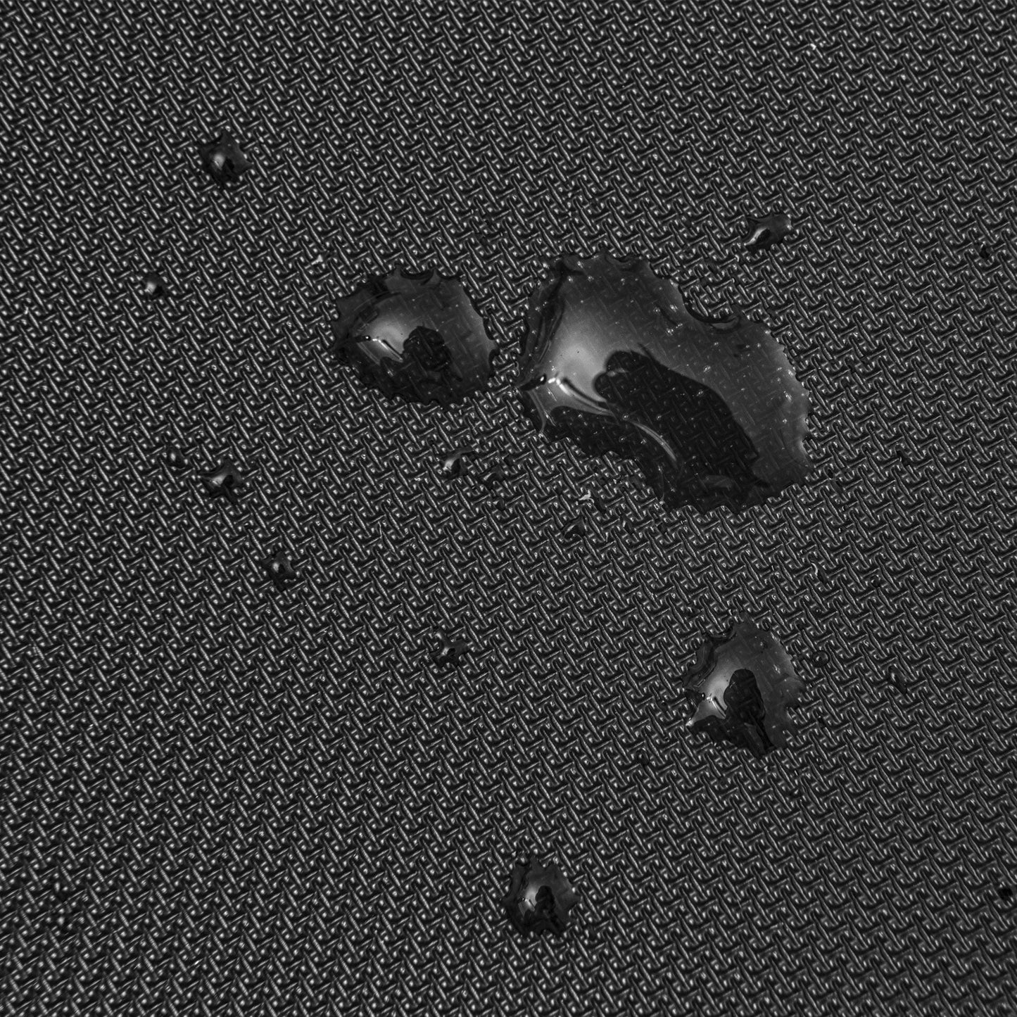 AMSTERDAM CARBON BACKPACK 20L by VENQUE