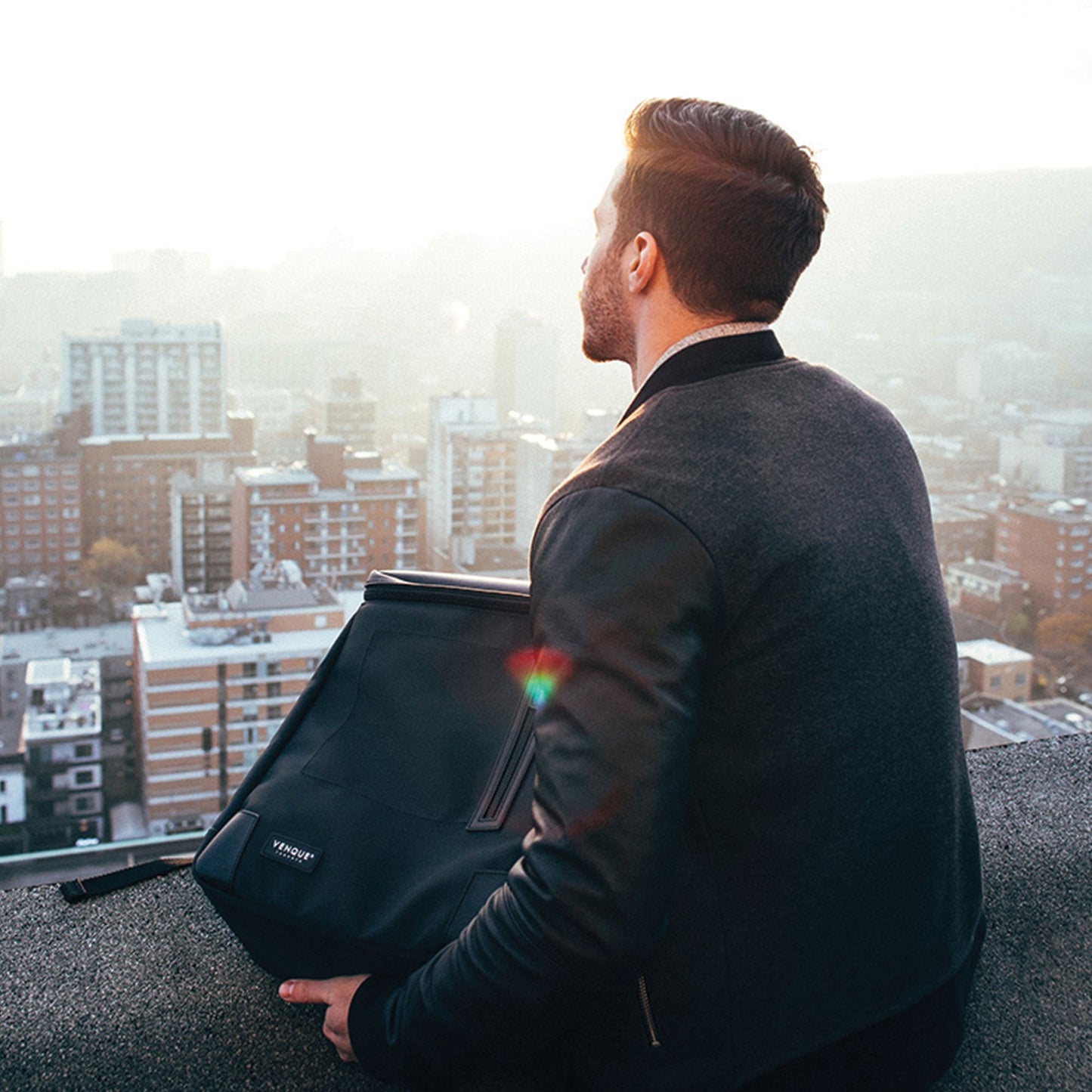 AMSTERDAM CARBON BACKPACK 20L by VENQUE