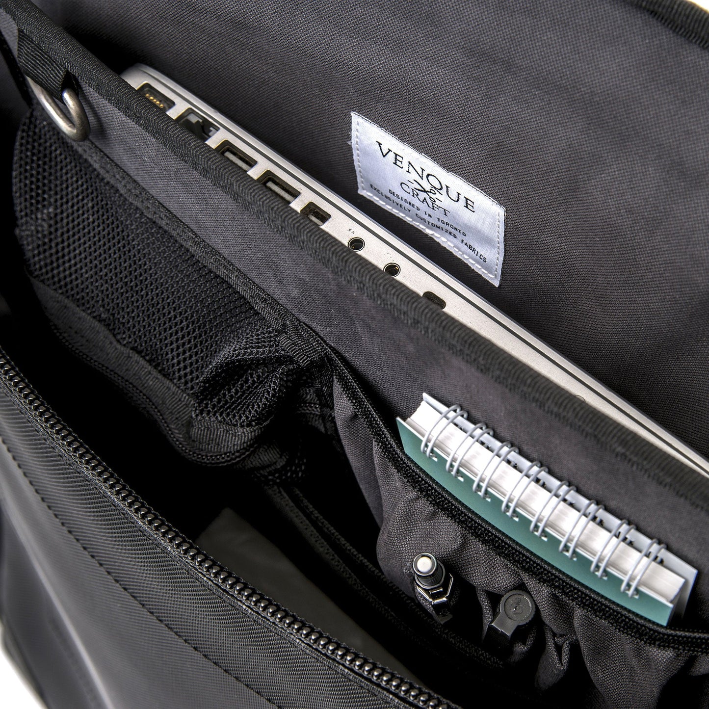 AMSTERDAM CARBON BACKPACK 20L by VENQUE